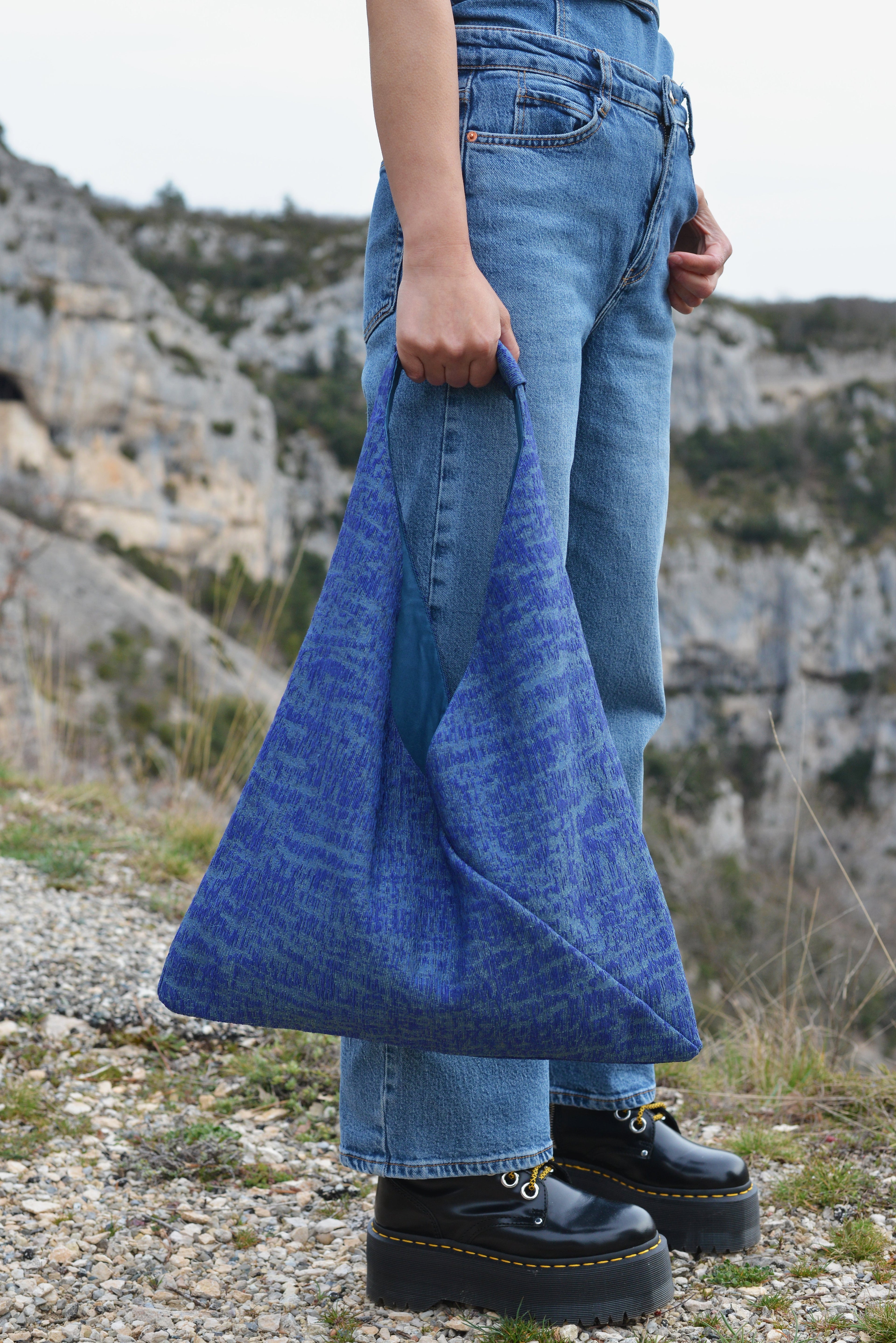 Azuma bags