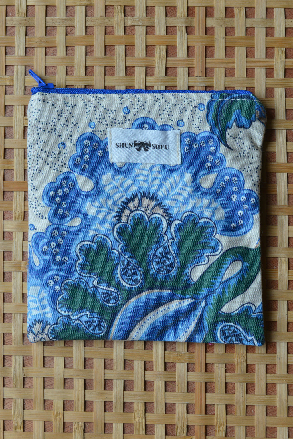 Dragon fruit Blue - Pochette classic XS