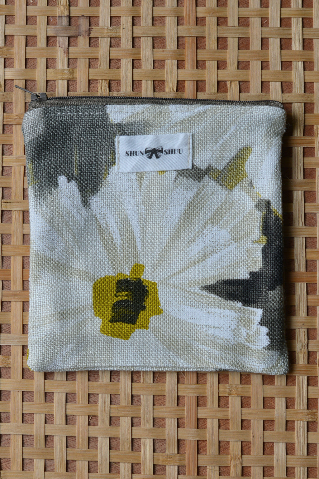 Flower fog - Pochette classic XS